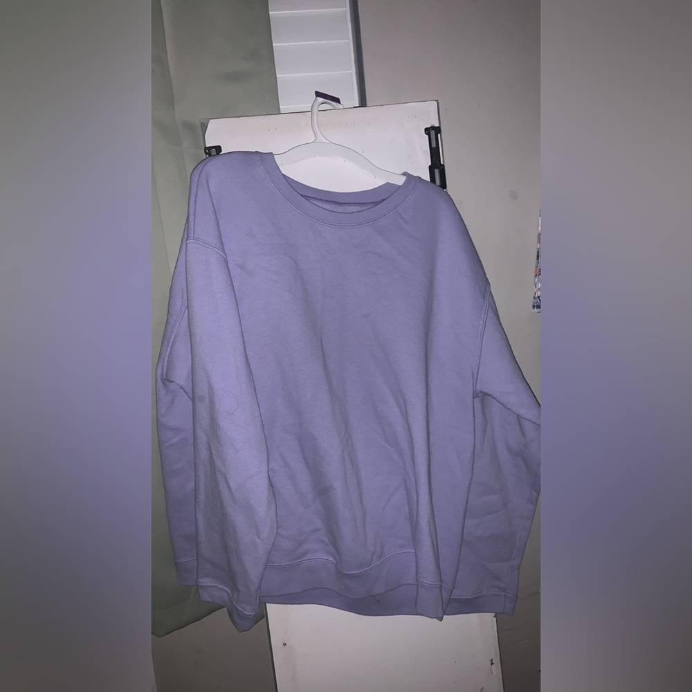 Sweatshirt